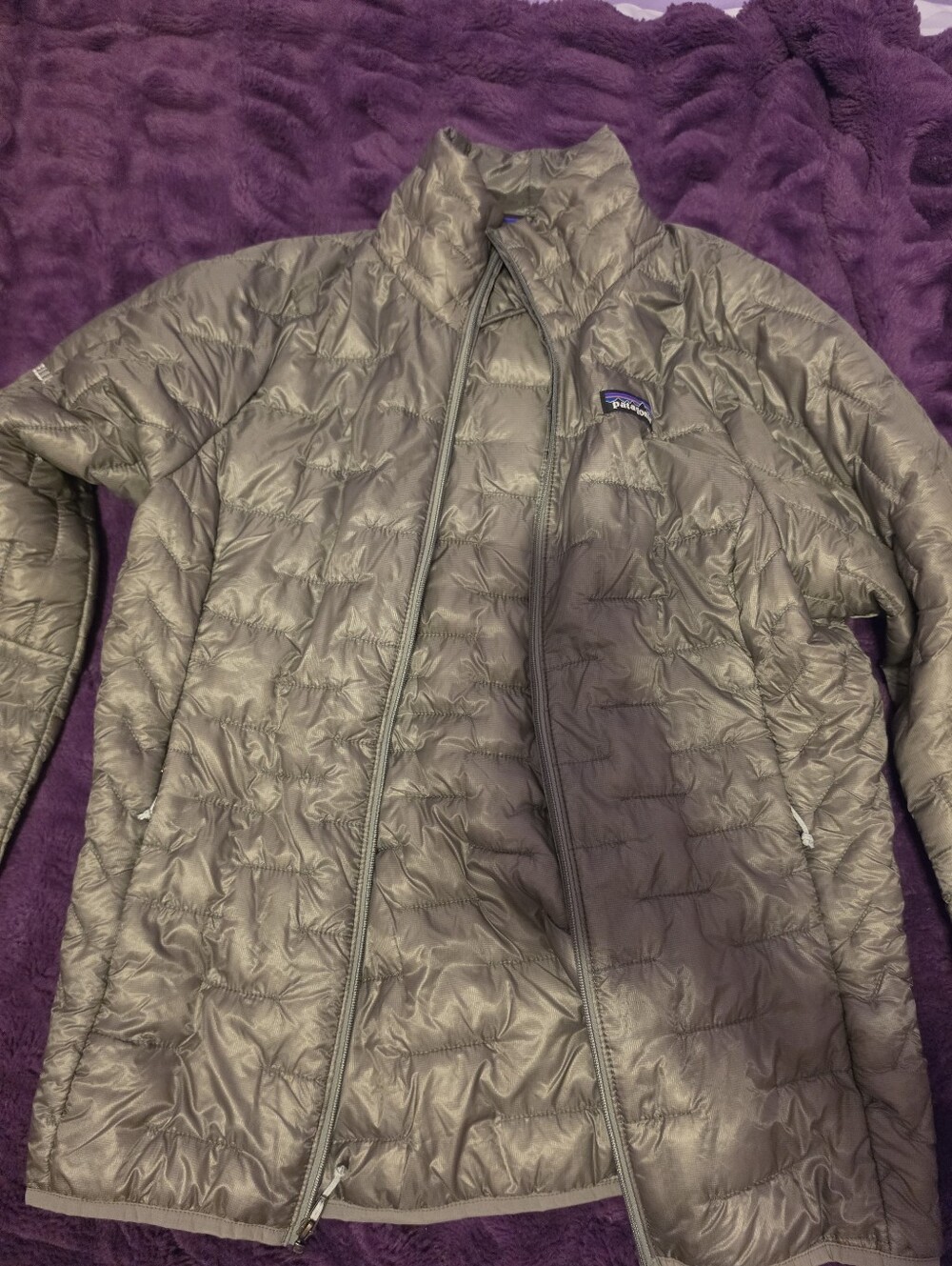 “Kirkland and Ellis” Gray Light Puffer Jacket